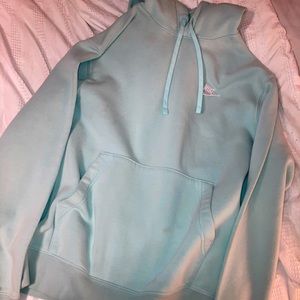 small nike mint colored men’s hoodie, like-new